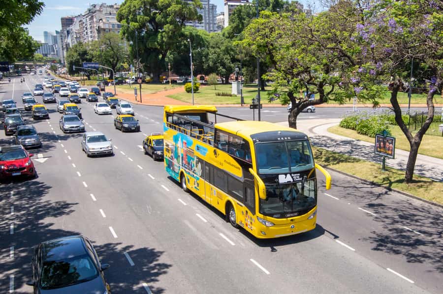 Buenos Aires Hop-On Hop-Off Bus and Exclusive Benefits - Why this bus works well in a huge city