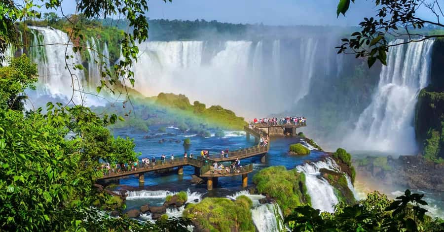 Buenos Aires: Iguazu Falls Private Day Trip with Airfare - Why a day trip from Buenos Aires can make sense