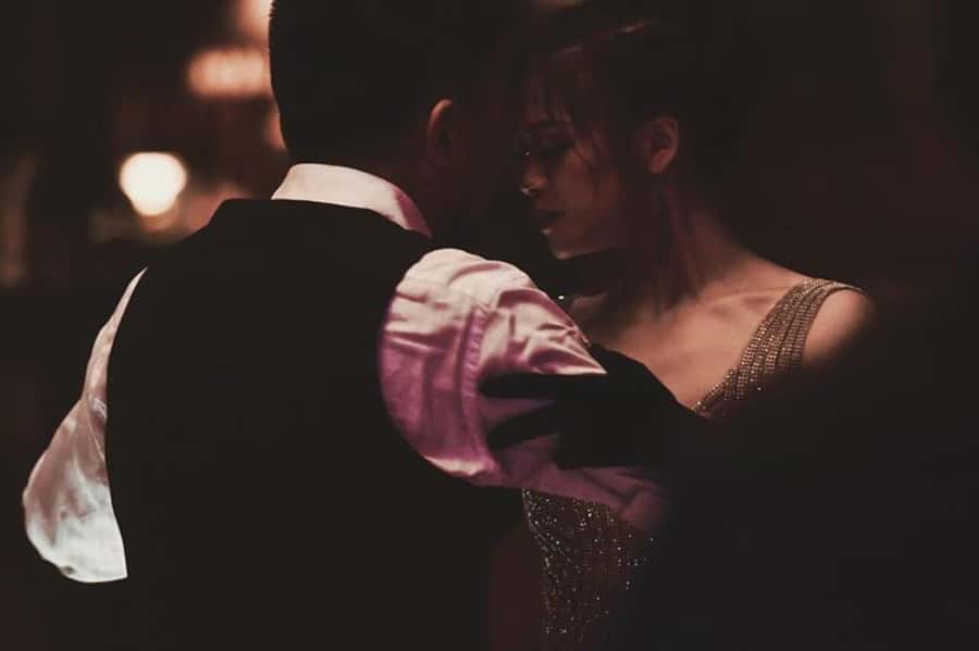 Buenos Aires: Milonga Tour with Tango Lesson - 6 pm at Las Violetas