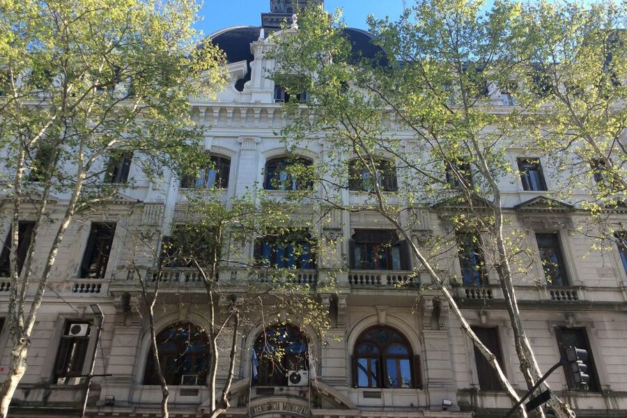 Buenos Aires Private Half-Day City Tour - Recoleta and the cemetery, time permitting