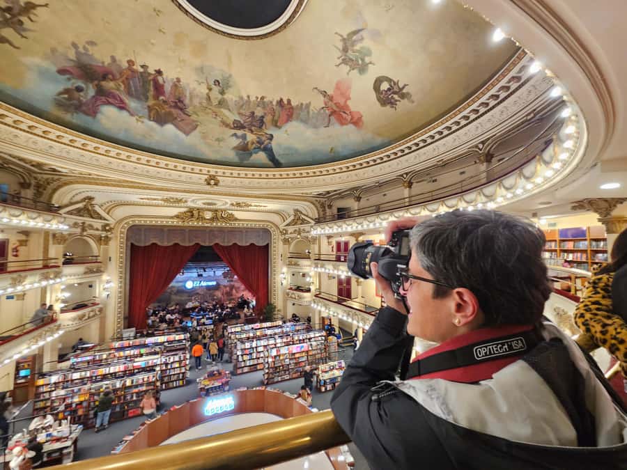 Buenos Aires: Private Photography Tour with Nicholas Tinelli - The Teaching: Composition, Light, and Useful Feedback