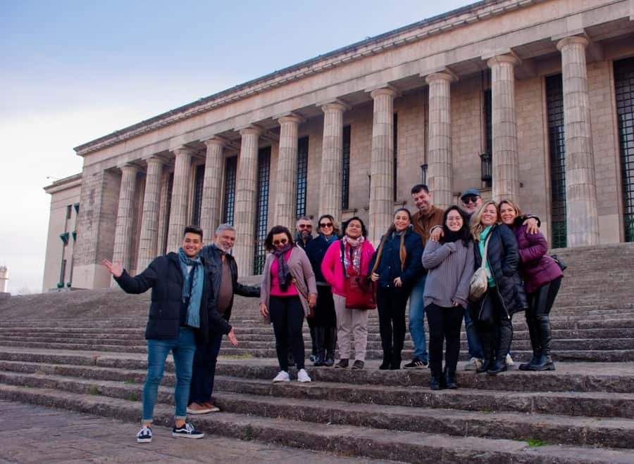 Buenos Aires: Private Recoleta Cemetery Walking Guided Tour - Who should book this Recoleta walk?