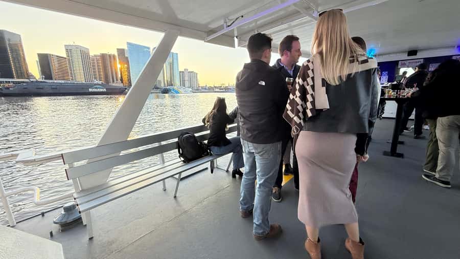 Buenos Aires: Puerto Madero Sunset Cruise with Open Bar - Should you book the Puerto Madero sunset cruise?