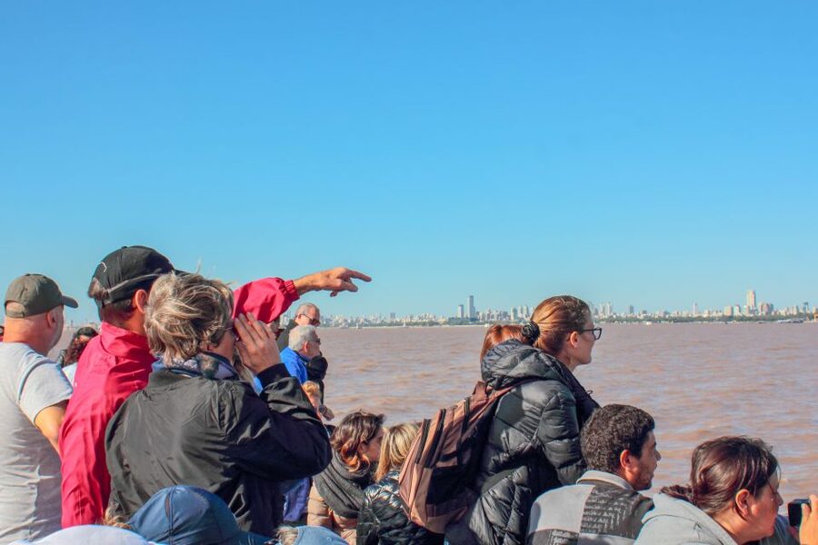 Buenos Aires: Puerto Madero to Tigre Round Trip Cruise - The return boat requires a firm watch