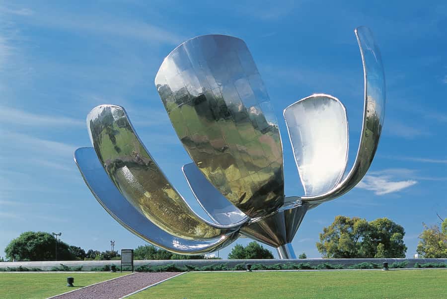 Buenos Aires: Recoleta Neighborhood Walking Tour - How much walking and time should you expect?