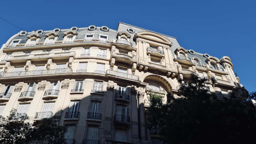 Buenos Aires: Retiro Neighborhood Tour For Small Groups - What makes this Retiro walk worth your time