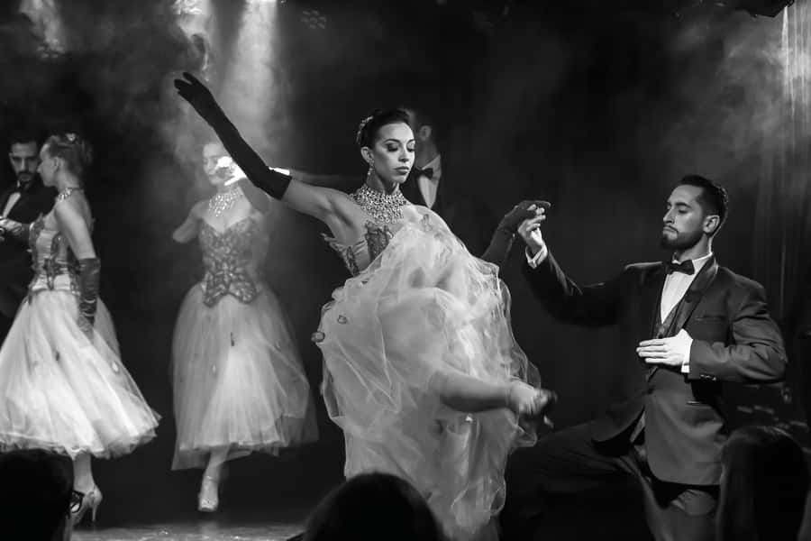 Buenos Aires: Rojo Tango Show with Optional Dinner - Why the intimate room changes the show