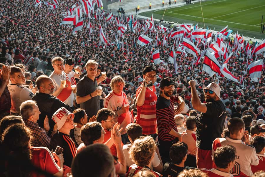 Buenos Aires: See a River Plate game with transport & local - Meeting in Buenos Aires and riding to El Monumental