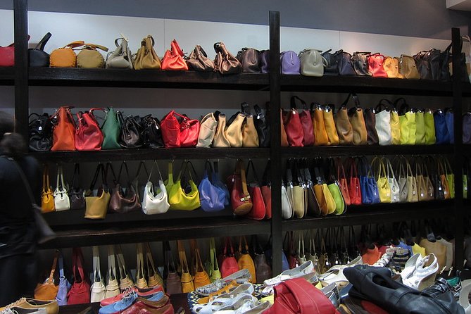 Buenos Aires Shopping Tour - Guides who can shape the experience