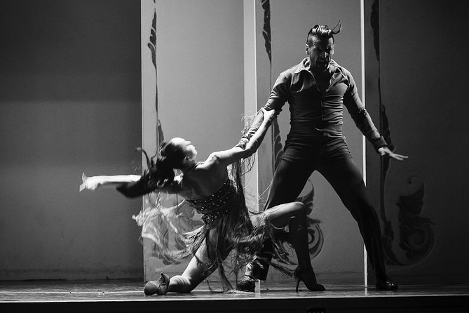 Buenos Aires Shore Excursion: Cafe de los Angelitos Dinner and Tango Show - Dinner before the tango