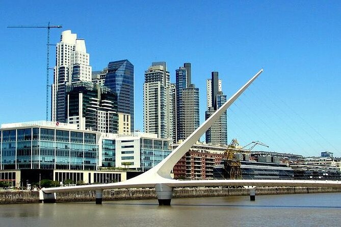 Buenos Aires Super Saver: Small-Group City Tour, Early Tango Show & Tigre Tour - La Boca brings color, tango, and a short visit