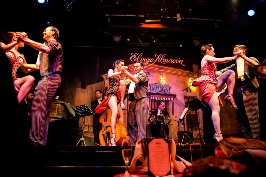 Buenos Aires: Tango - El Viejo Almacén! The first and most traditional show - Hotel pickup, return, and the timing problem