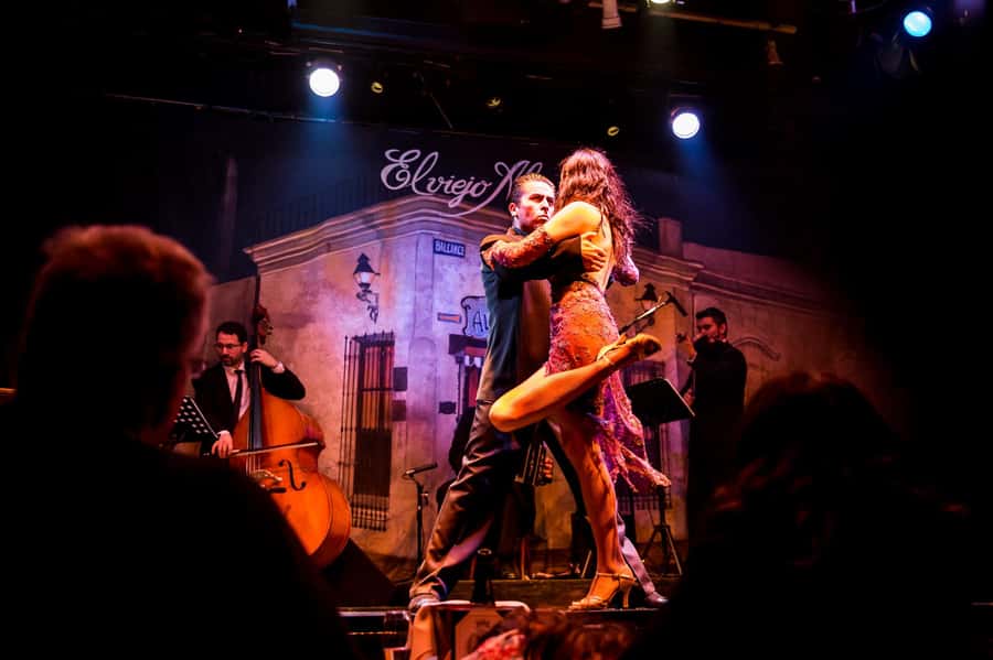 Buenos Aires: Tango - El Viejo Almacén! The first and most traditional show - Who will enjoy this tango night most?