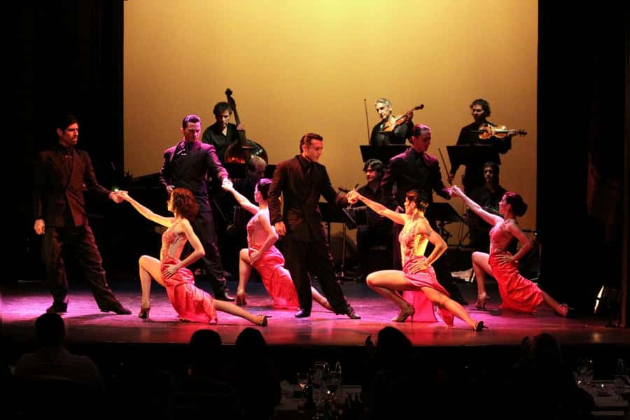 Buenos Aires Tango Show and Dinner at Piazzolla Tango - How the Evening Usually Unfolds