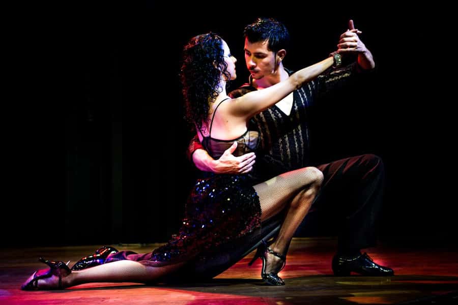 Buenos Aires Tango Show and Dinner in El Querandi - The orchestra brings the Argentine sound