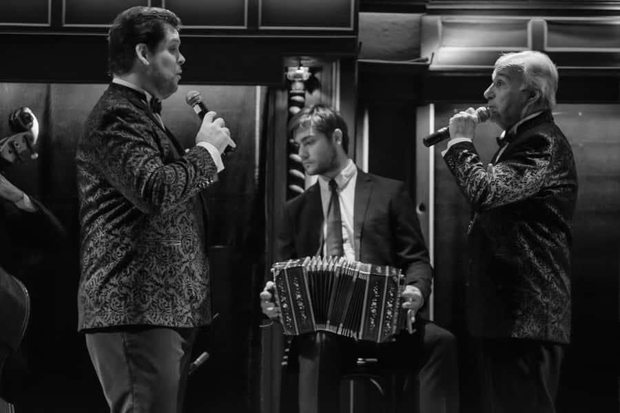 Buenos Aires Tango Show and Dinner in El Querandi - How the dinner shapes the evening