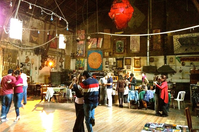 Buenos Aires Tango Tour Including Class and Milongas - Transport, timing, clothing, and group size