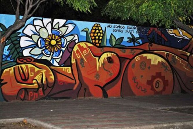 Buenos Aires to get to know each other. - Palacio Libertad begins the story