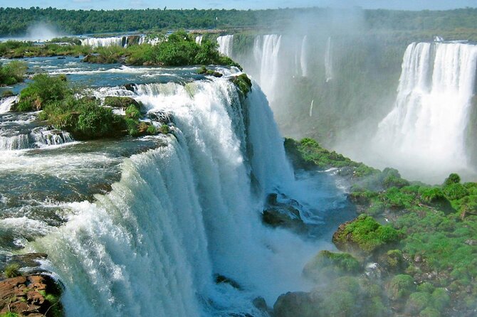 Buenos Aires to Iguazu Falls: Private Day Trip, Flights Included - The flight to Puerto Iguazu