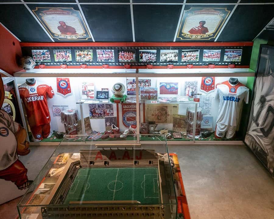 Buenos Aires: Visit to the Diego Armando Maradona Stadium - The guides are a major part of the value