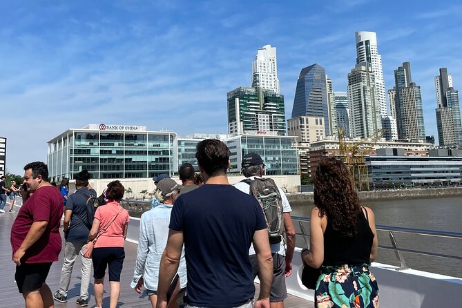 Buenos Aires Walking Tour and Palacio Barolo Guided Tour - Recoleta Cemetery and the 15-minute visit