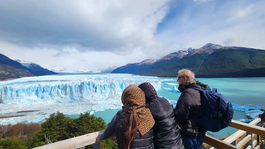 Calafate: Perito Moreno Glacier Guided Full-Day Tour - Along Route 11 beside Lake Argentino