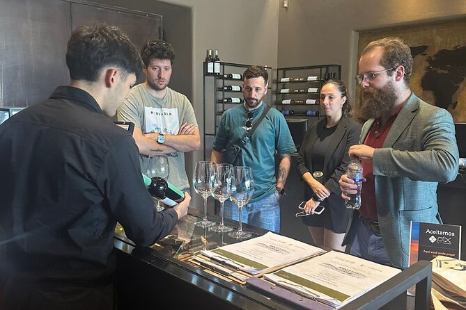 Casa Vigil (the enemy) + 2 cellars. - Stop one: Don Manuel Villafañe sets the educational tone
