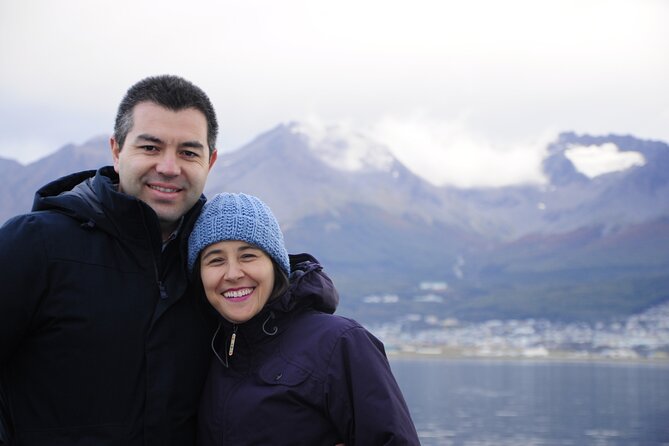 Catamaran Tour through the Beagle Channel and Penguins in Isla Martillo - Sea lions at Isla de los Lobos