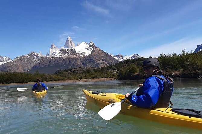 Chalten Kayak at the Rio de las Vueltas - Fitz Roy views from the Río de las Vueltas