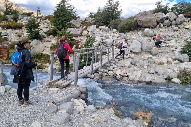 Chalten Trekking Lake of the Three : from Calafate with guide - Piedras Blancas, Poincenot, and the first route choice