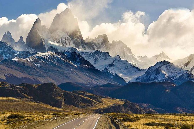 Chalten Trekking Lake of the Three : from Calafate with guide - Starting at Hosteria El Pilar