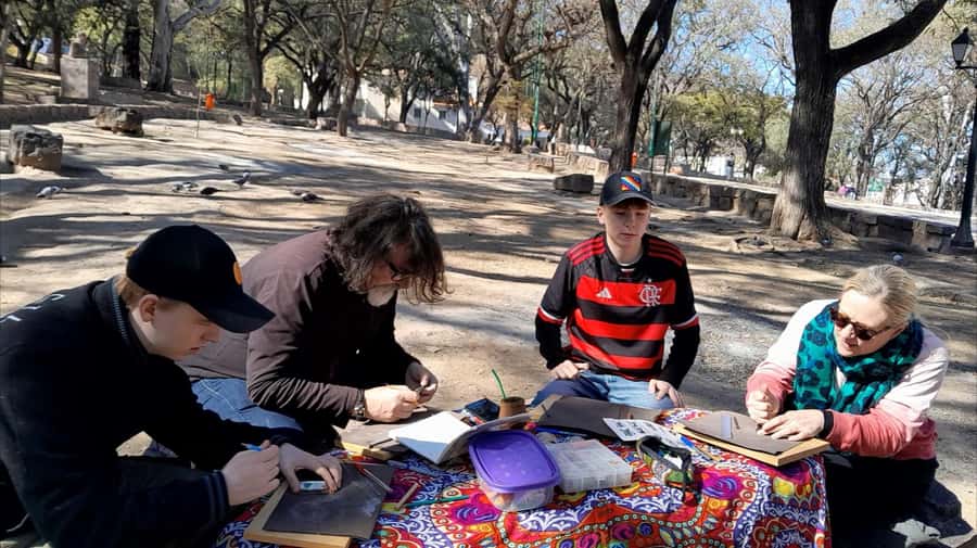City of Salta: Alpaca and leather handicraft workshop in the open air! - Learning alpaca embossing step by step