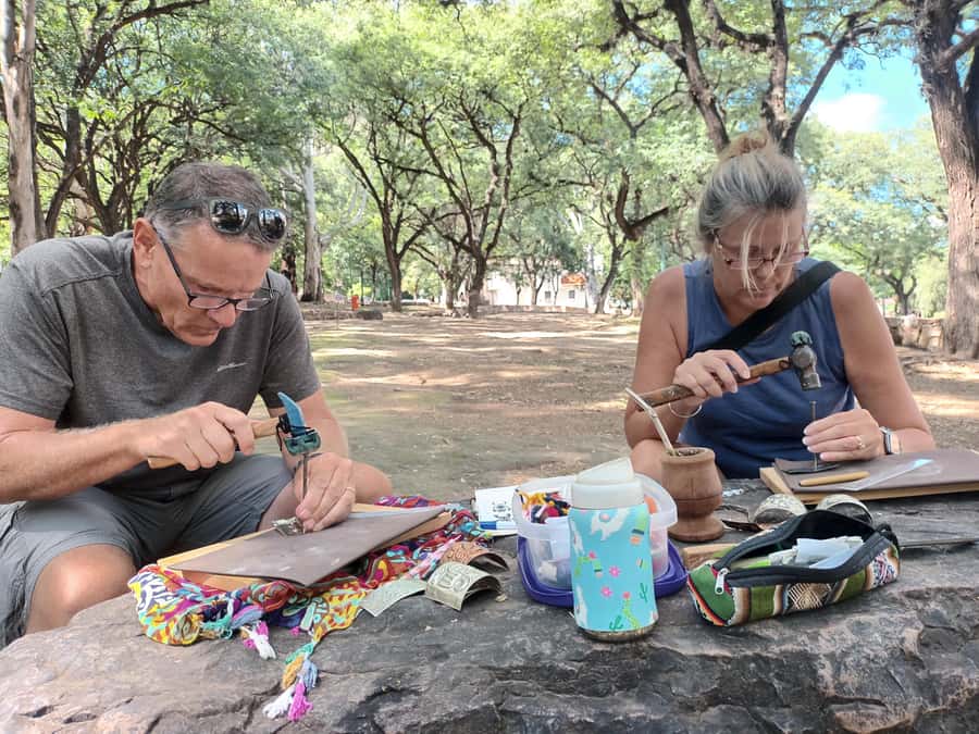 City of Salta: Alpaca and leather handicraft workshop in the open air! - What to bring for an outdoor workshop