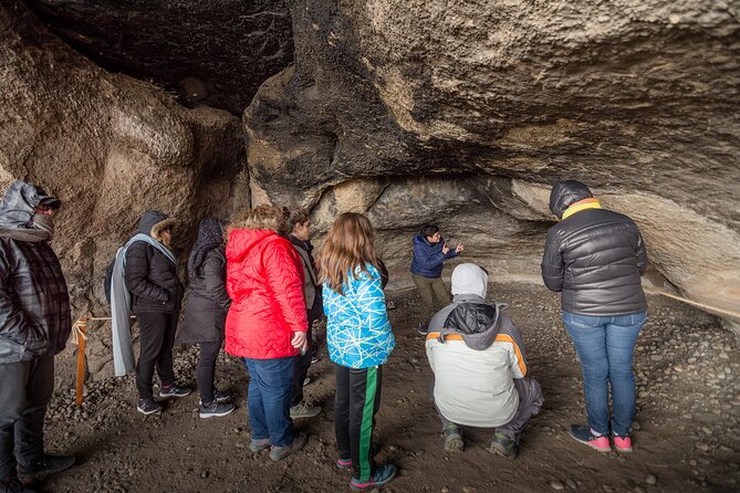 city tour - Punta Walichu and the Gualicho caves