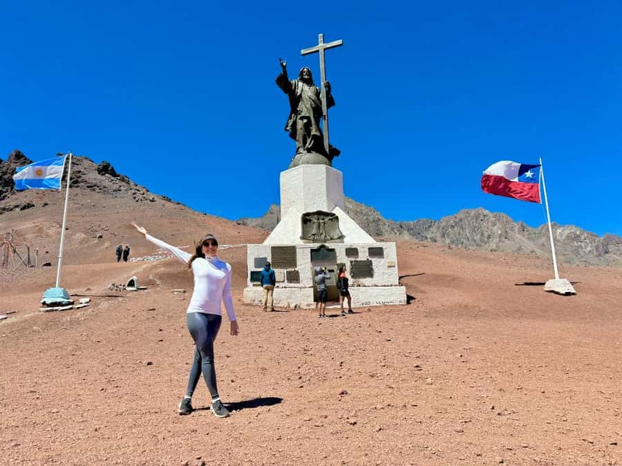Classic Aconcagua Day Tour - What the transport and guide service mean