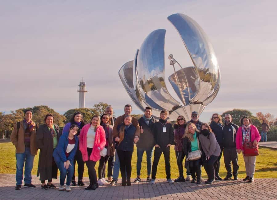 Classic guided city tour Buenos Aires with transfer - Pickup and the first ride through the city