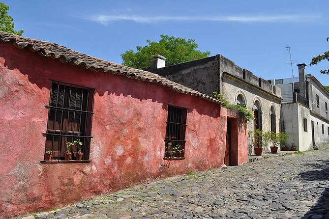 Colonia Premium Day Tour From Buenos Aires - Why Colonia makes a good Buenos Aires side trip