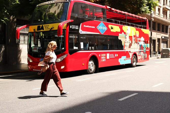 Combo Football: Hop on hop off 48hs + River Plate + Boca Juniors - What the bus is really worth at $110