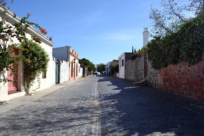 Day Tour in Colonia del Sacramento - Starting at Colonia Express in Buenos Aires