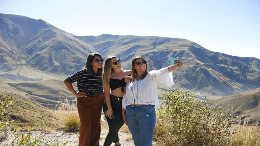 Day Trip to Cachi from Salta - Guide Quality, Group Size, and Practical Comfort