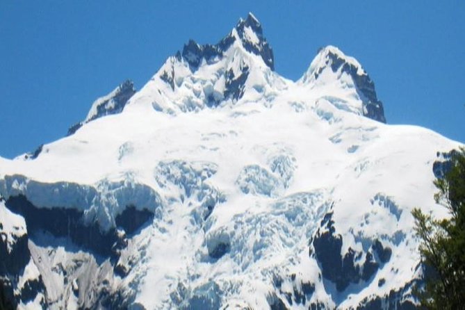 Discover Cerro Tronador with Ventisquero Negro Glacier - Ventisquero Negro and its unusual dark ice