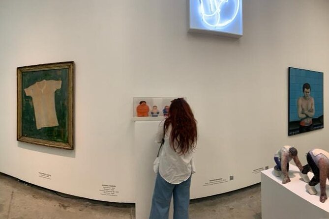 Discover Underground Art Galleries in San Telmo! - Linse Galería: The Newest Stop