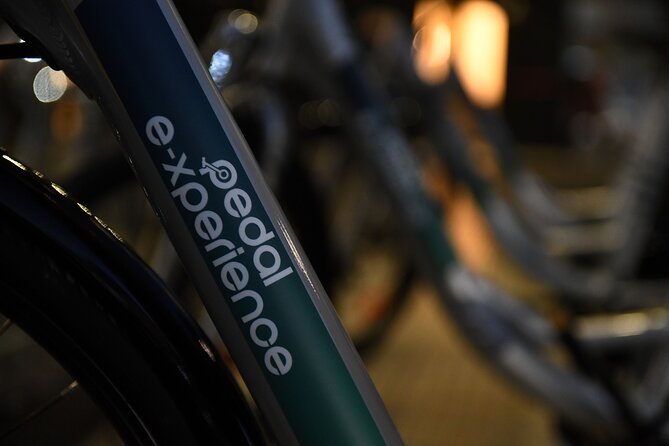 E-Bike Tour in the Southern Circuit of Buenos Aires - San Telmo, old houses, and Plaza Dorrego