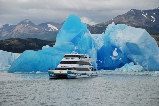 El Calafate: All Glaciers Tour with Navigation - Setting out from El Calafate at 7:00 a.m.