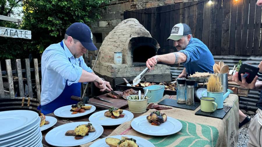 El Calafate: Argentine Cuisine Experience - Clay oven, chulengo, griddle, and barbecue