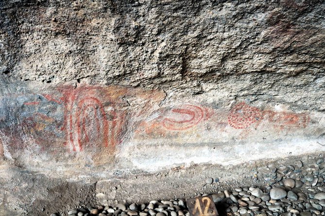 El Calafate City Sightseeing Tour Including Walichu Caves - What you get from the Historical Interpretation Center