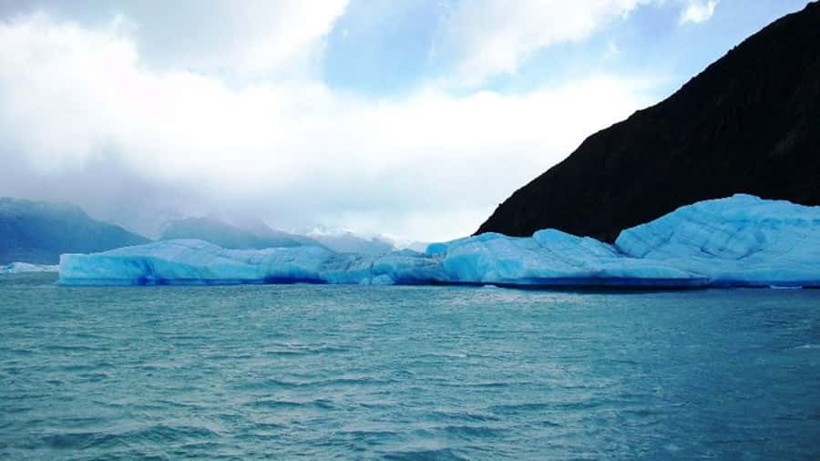 El Calafate: Lake Argentino Upsala Channel Glaciers Cruise - Icebergs in the Upsala Channel