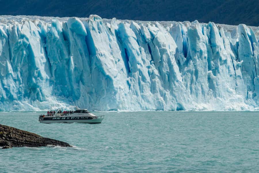 El Calafate: Perito Moreno Glacier, Boat Cruise & Glaciarium - The early ride from El Calafate to Los Glaciares National Park