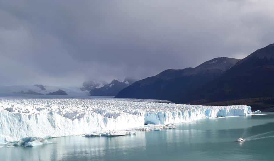 El Calafate: Perito Moreno Glacier & Optional Boat Cruise - Boat or boardwalk: which should you choose?