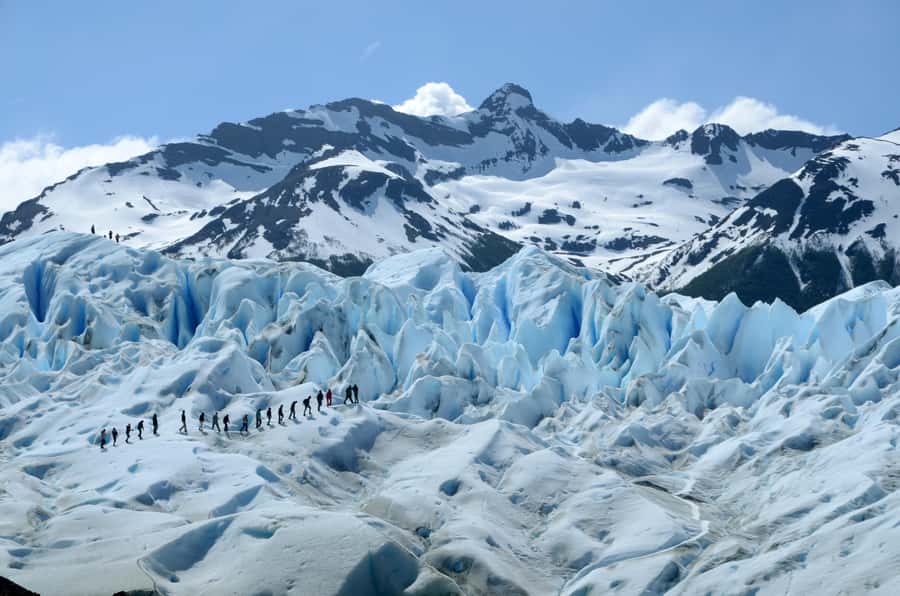 El Calafate: Perito Moreno Glacier Trekking Tour and Cruise - Crossing Brazo Rico by boat